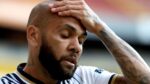 Exfutbolista Dani Alves irá a juicio por violación a joven en Barcelona