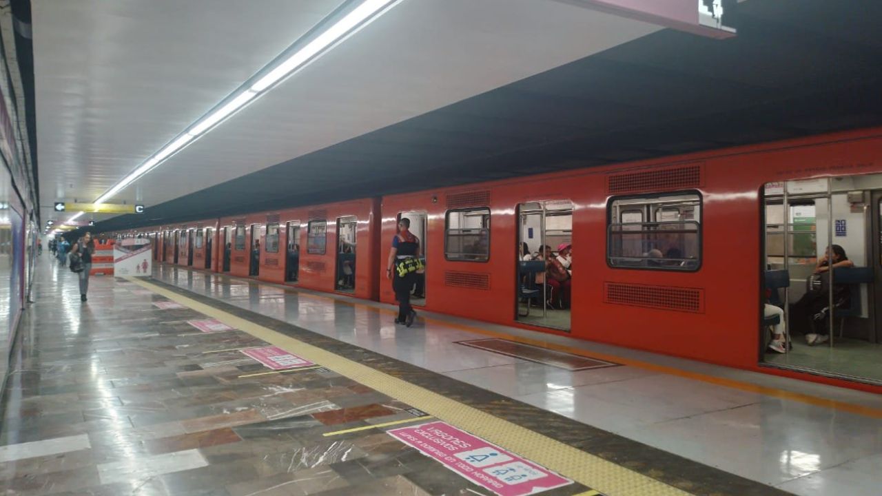 Metro CDMX falla en estación Balderas; usuarios se quejan en redes sociales