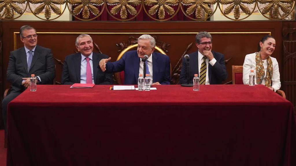 Adán Augusto crece y es el segundo favorito para ser el candidato de Morena, según encuesta