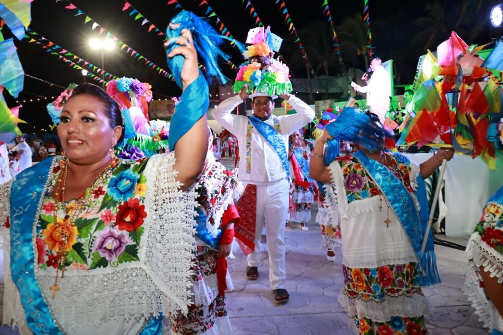 Celebran gran noche de Vaquería para conmemorar el 173 Aniversario de la Fundación de Isla Mujeres Celebran gran noche de Vaquería para conmemorar el 173 Aniversario de la Fundación de Isla Mujeres