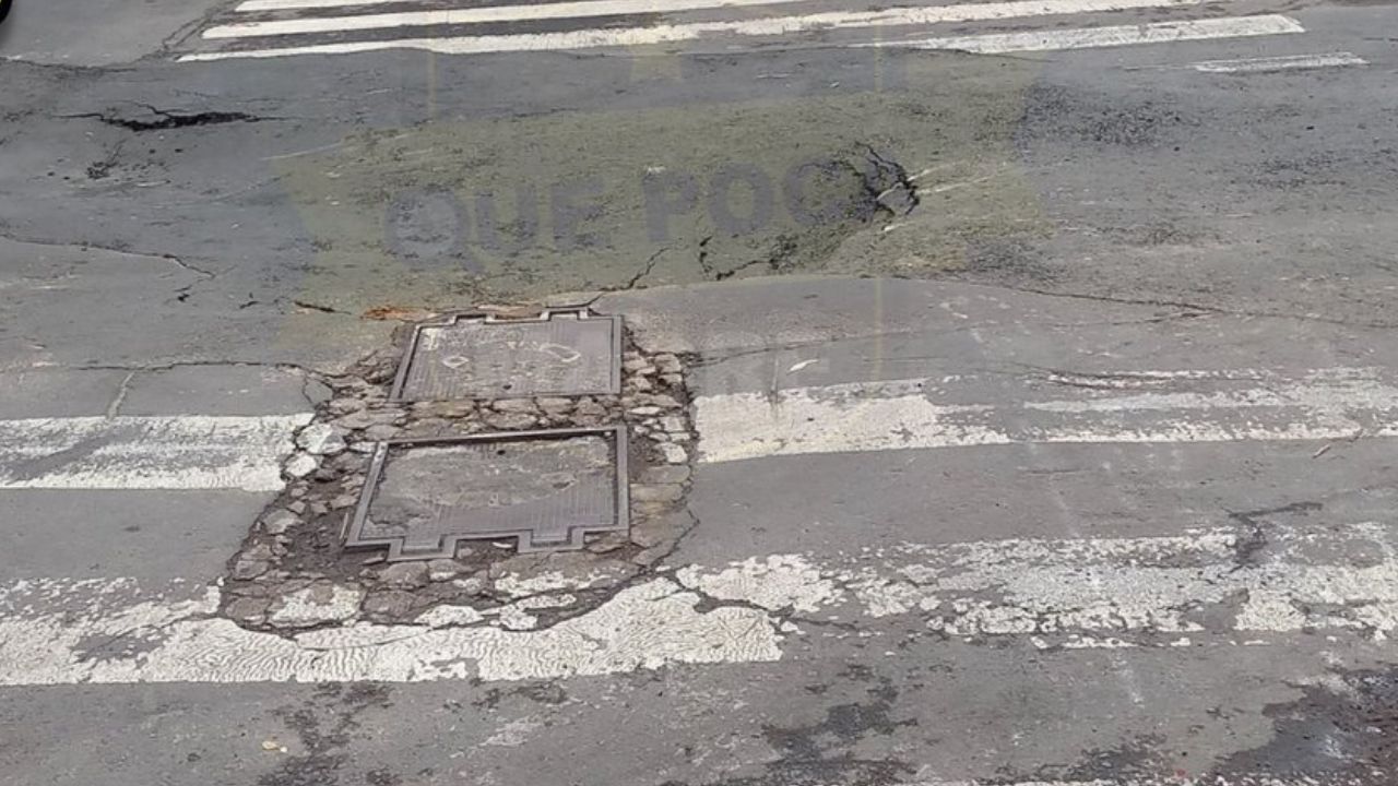 Se forma socavón en calles de la alcaldía Coyoacán Se forma socavón en calles de la alcaldía Coyoacán