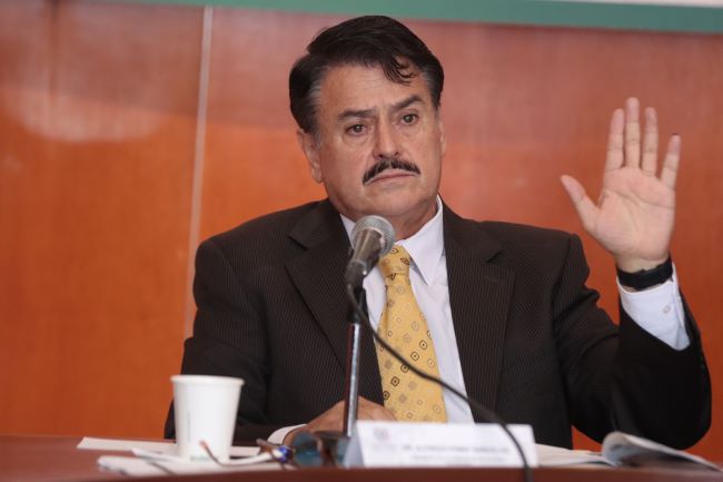 Deleznable e inhumano instalar boyas en el Río Bravo para impedir el paso de migrantes a Estados Unidos: Alfredo Femat Deleznable e inhumano instalar boyas en el Río Bravo para impedir el paso de migrantes a Estados Unidos: Alfredo Femat