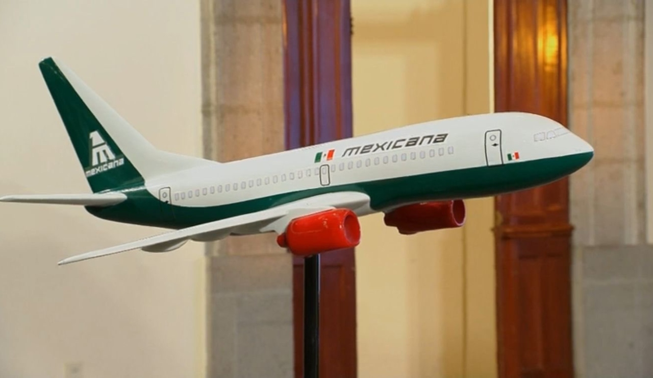 Pagos de hasta 250 mil a trabajadores de Mexicana, presume AMLO