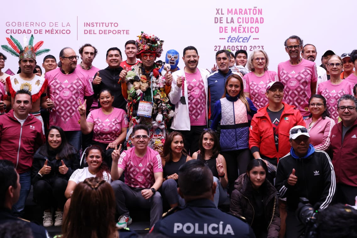 Invita Martí Batres a corredores y capitalinos a participar en la edición 40 del Maratón de la Ciudad de México Telcel 20223