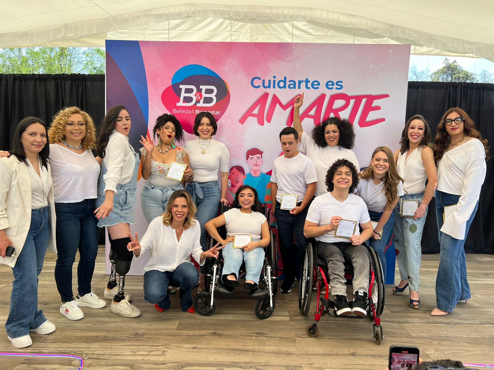 Celebran la belleza y bienestar de las personas con pasarela inclusiva Celebran la belleza y bienestar de las personas con pasarela inclusiva