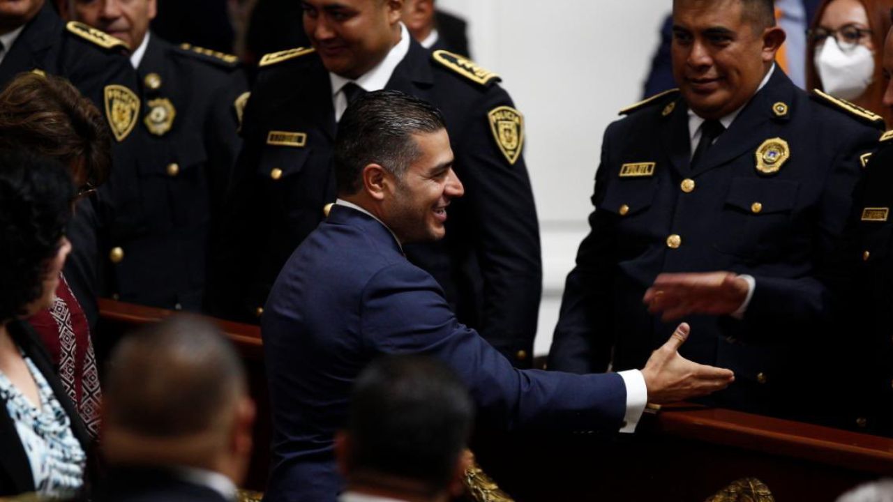 García Harfuch, el mando que sobrevió a 400 disparos del CJNG y va por la CDMX García Harfuch, el mando que sobrevió a 400 disparos del CJNG y va por la CDMX