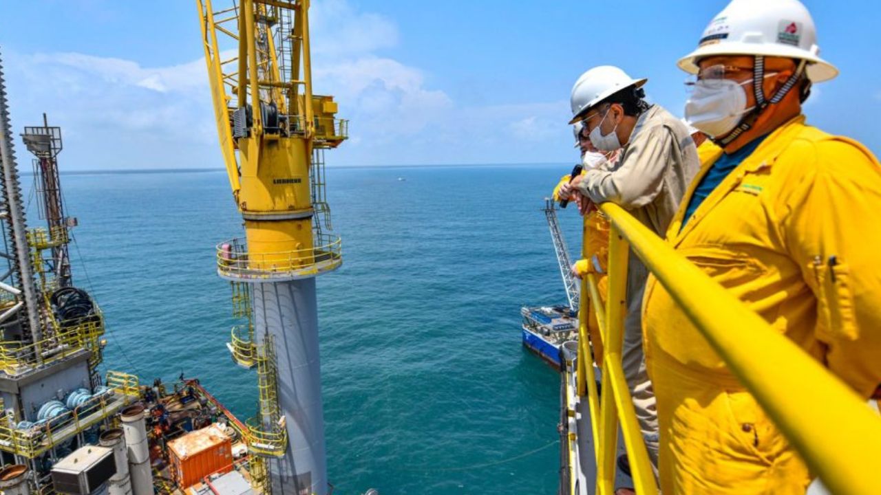 Pemex incrementa eficiencia en plataformas y logra ahorros millonarios Pemex incrementa eficiencia en plataformas y logra ahorros millonarios