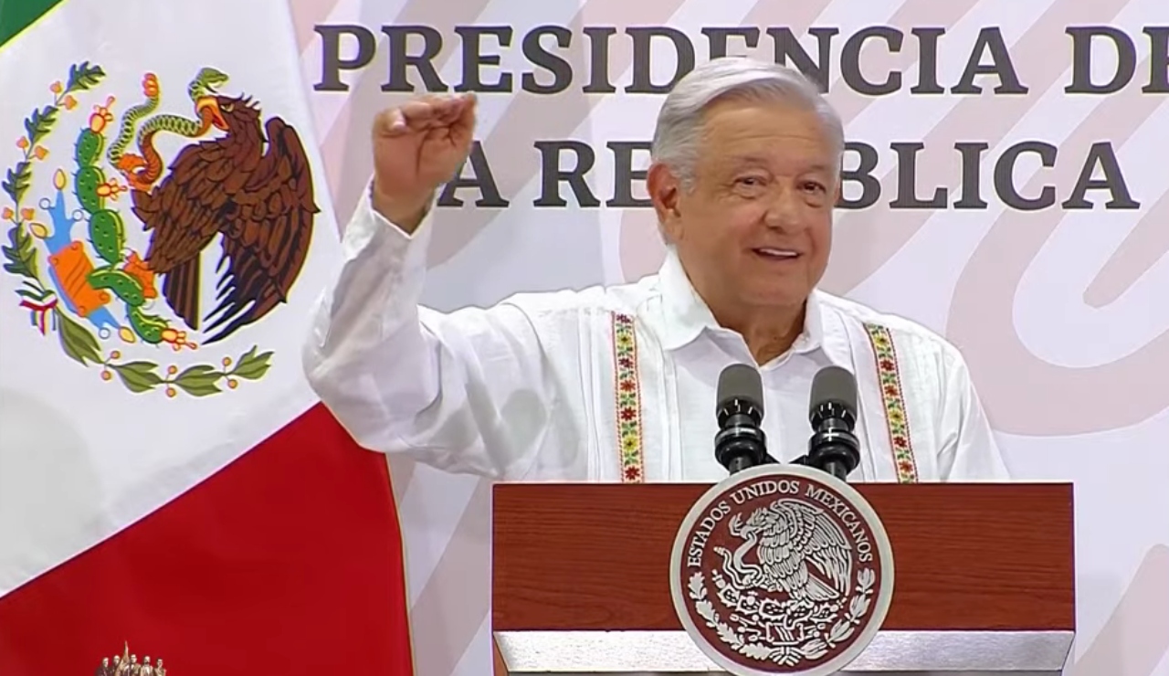 Superfarmacia estará en el Edomex en “dos o tres meses”, dice AMLO Superfarmacia estará en el Edomex en “dos o tres meses”, dice AMLO