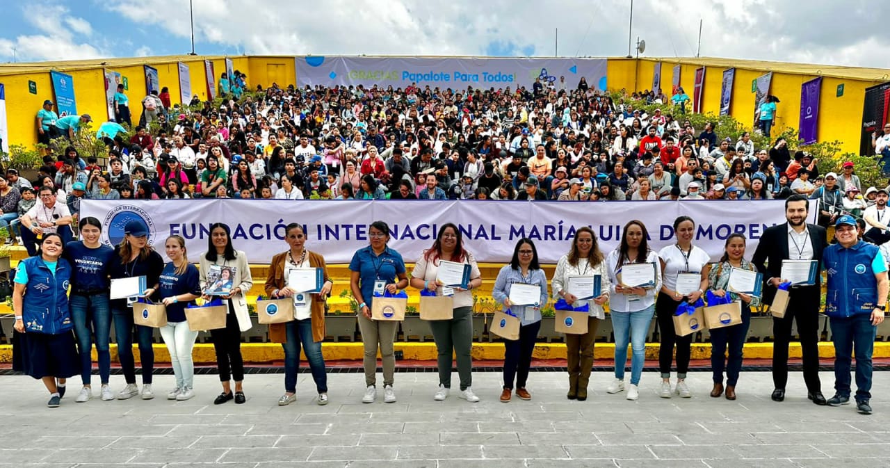 3600 niños visitaron “Papalote, Museo del Niño” y recibieron kits escolares 3600 niños visitaron “Papalote, Museo del Niño” y recibieron kits escolares
