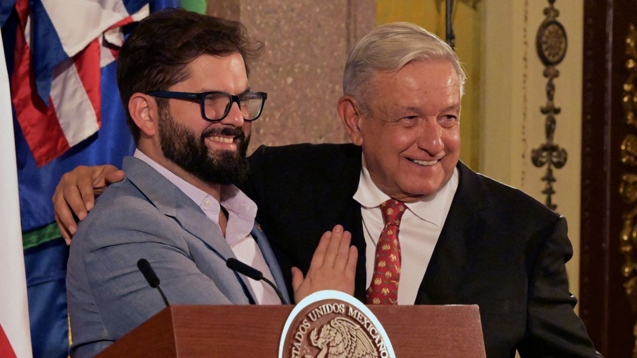 Gira de AMLO por Colombia y Chile fue un éxito rotundo: Segob Gira de AMLO por Colombia y Chile fue un éxito rotundo: Segob