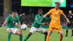 Holanda doblega a Irlanda en la eliminatoria rumbo a la Eurocopa