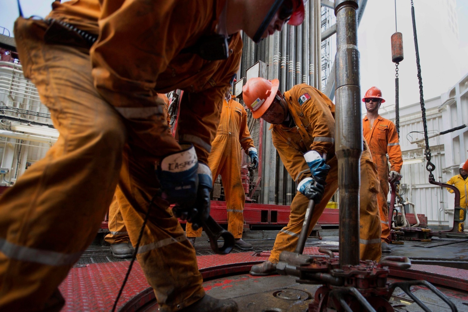 PEMEX cumple compromiso de basificar a trabajadores eventuales