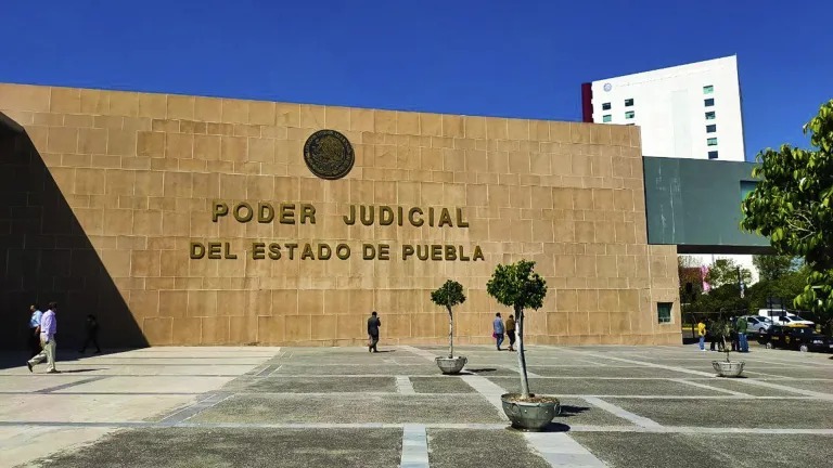 Fiscalía Anticorrupción de Puebla: Fabrica de Impunidad y Corrupción Fiscalía Anticorrupción de Puebla: Fabrica de Impunidad y Corrupción