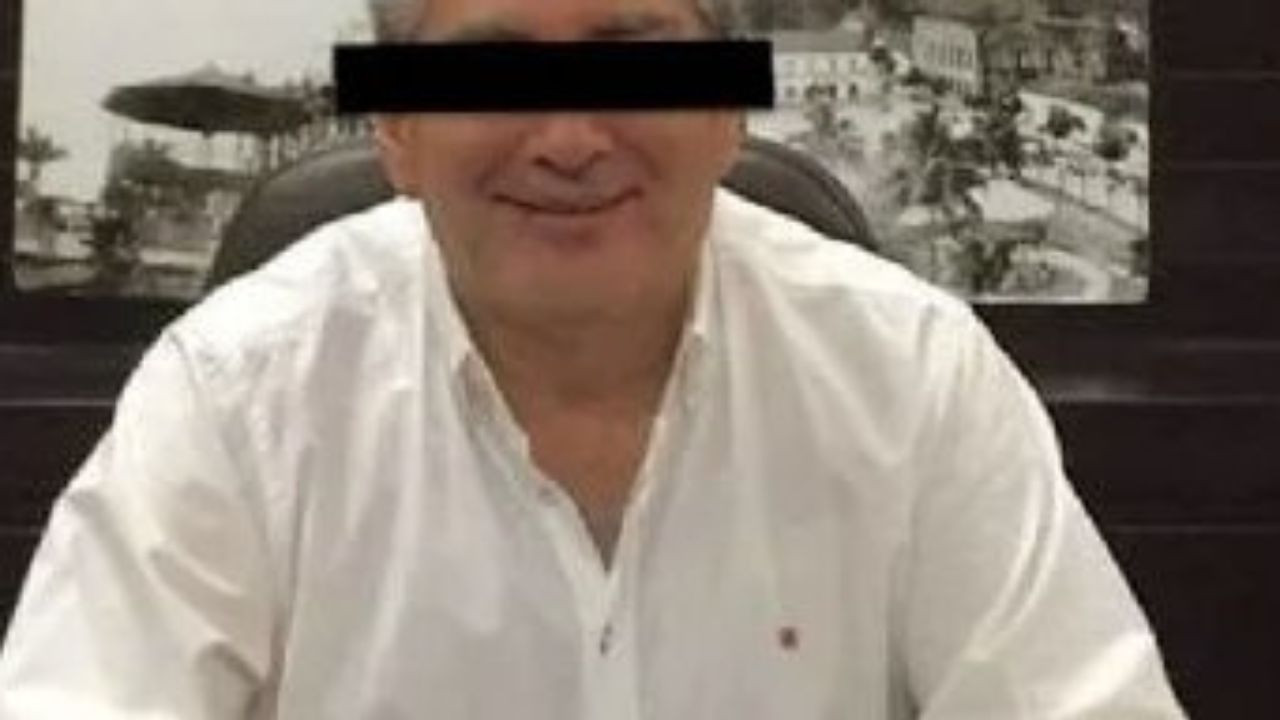 Arrestan a Raúl Badillo, exalcalde de Huejutla, Hidalgo Arrestan a Raúl Badillo, exalcalde de Huejutla, Hidalgo