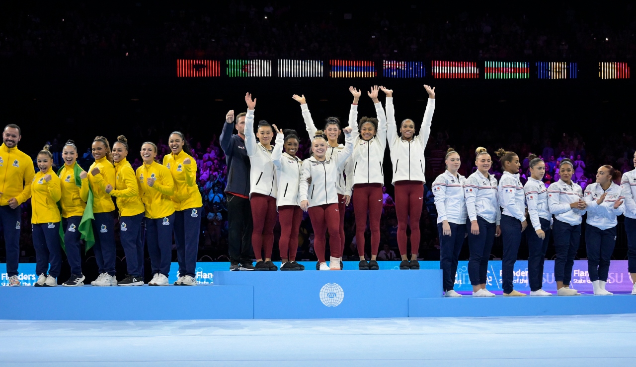 Estados Unidos es campeón de gimnasia por equipos Estados Unidos es campeón de gimnasia por equipos