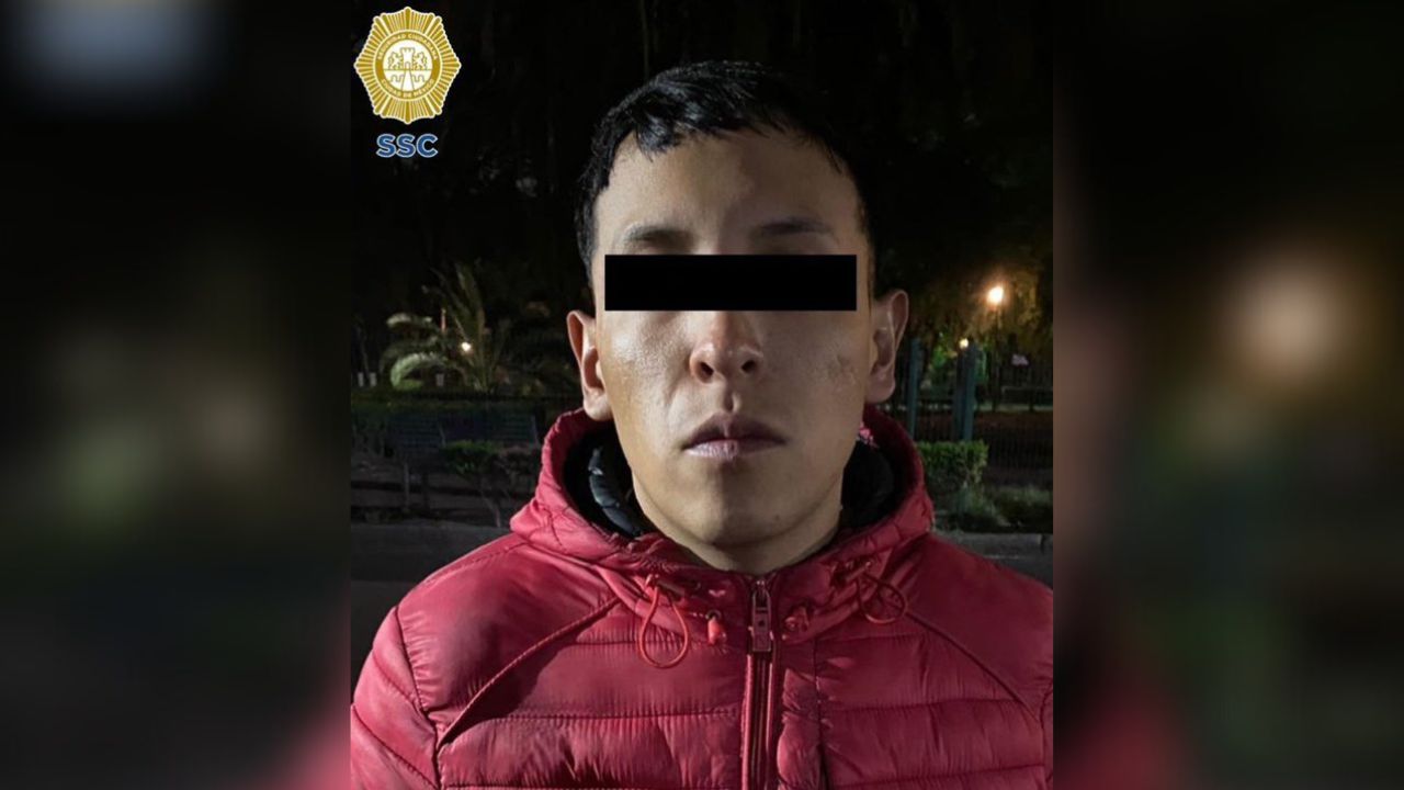 Detienen a sujeto por colocar narco-mantas en Topilejo Detienen a sujeto por colocar narco-mantas en Topilejo
