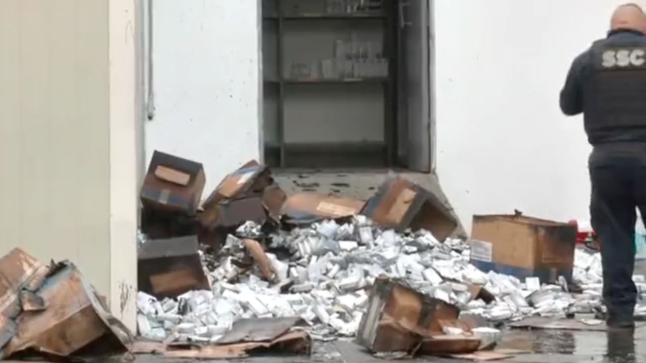 Incendio en IMSS de Iztapalapa consume medicamentos controlados Incendio en IMSS de Iztapalapa consume medicamentos controlados