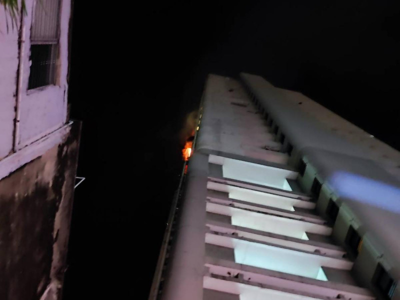 Incendio en un edificio residencial deja un muerto y 20 heridos en Tailandia Incendio en un edificio residencial deja un muerto y 20 heridos en Tailandia