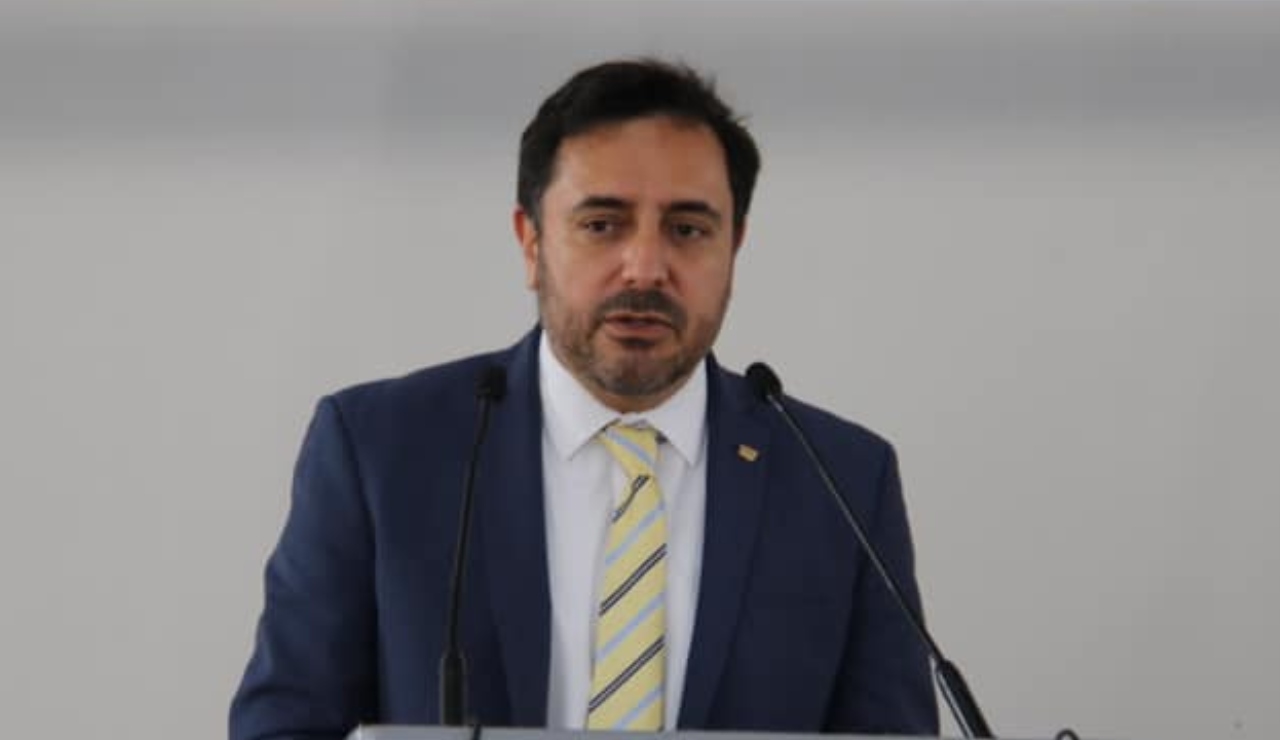 Ratifica AMLO a Arturo Reyes Sandoval como director del IPN Ratifica AMLO a Arturo Reyes Sandoval como director del IPN