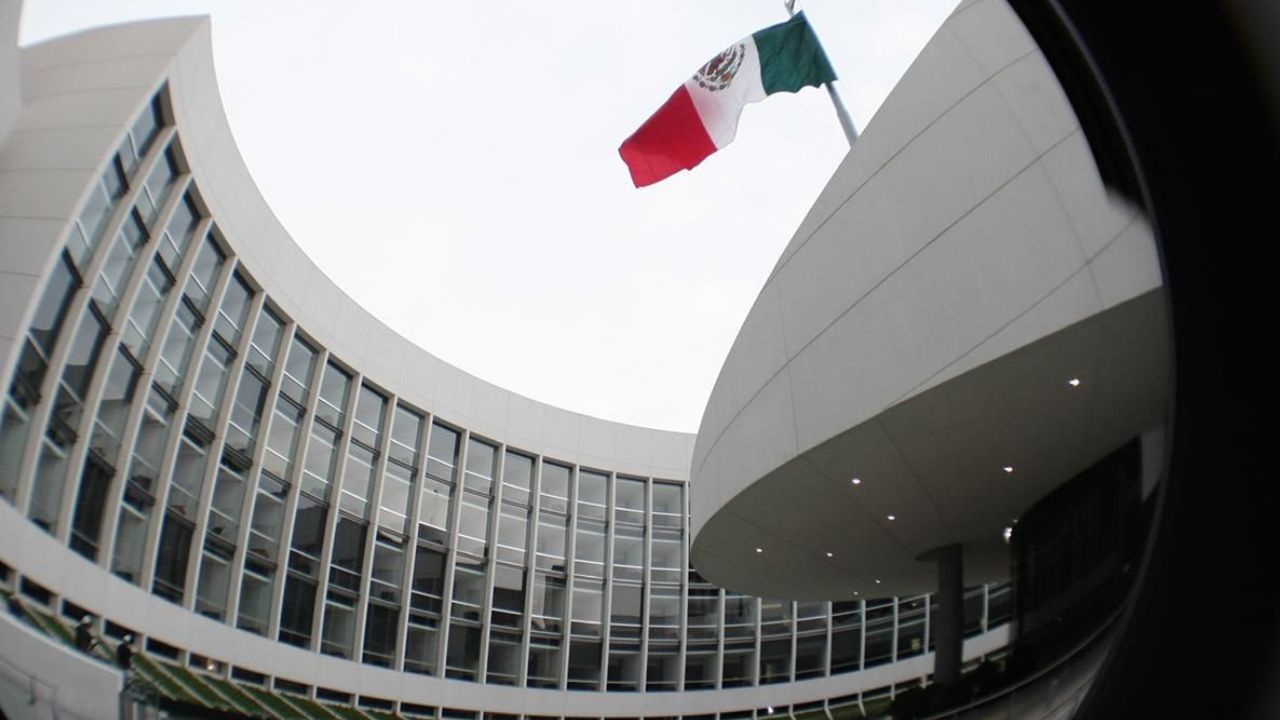 Avalan proyecto para que menores puedan presentar denuncias contra violación de sus derechos