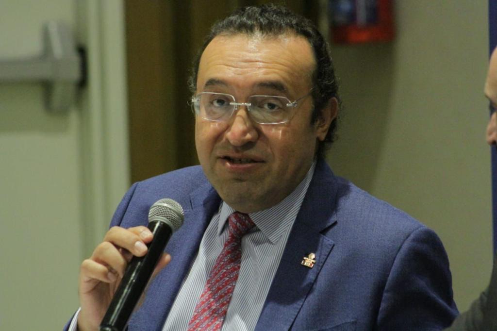 Vía el IECM, Coparmex CDMX solicitó al INE ampliar horarios de atención para tramitar y actualizar la credencial de elector los fines de semana Vía el IECM, Coparmex CDMX solicitó al INE ampliar horarios de atención para tramitar y actualizar la credencial de elector los fines de semana