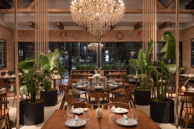 Proyecto Amor y Carnicero Steakhouse se unen para regalar pavos a familias y residentes con motivo de Acción de Gracias Proyecto Amor y Carnicero Steakhouse se unen para regalar pavos a familias y residentes con motivo de Acción de Gracias