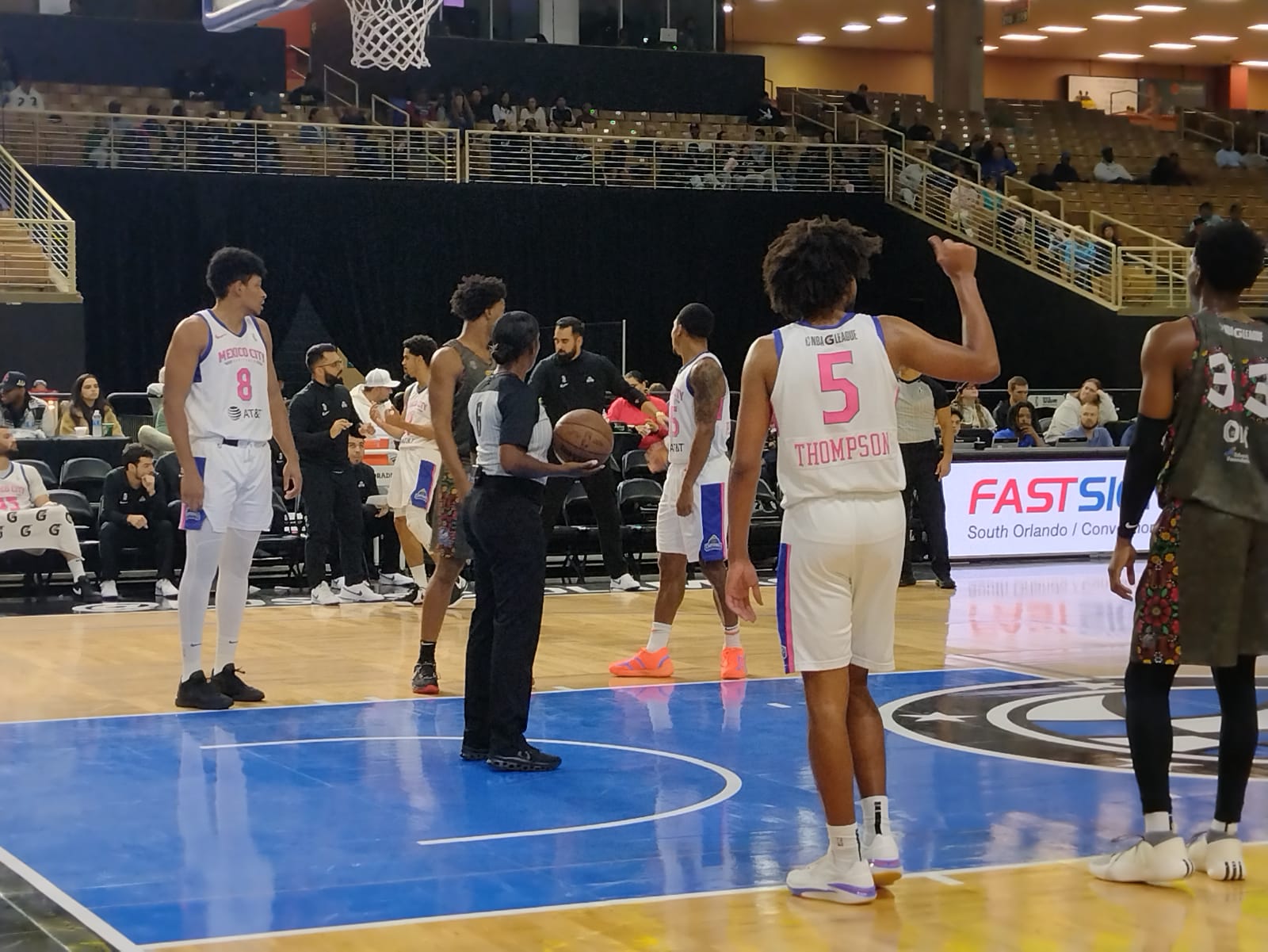 Gran partido de basquetbol Showcase Cup Osceola Magic contra Capitanes CDMX Gran partido de basquetbol Showcase Cup Osceola Magic contra Capitanes CDMX