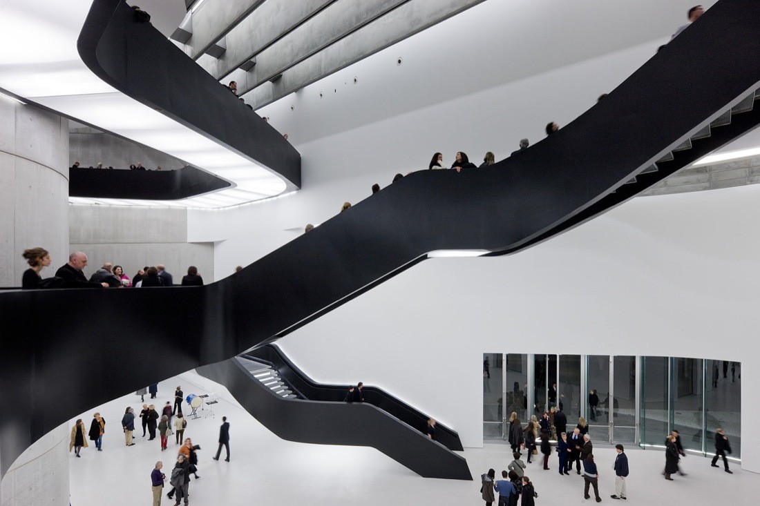 Grandes arquitectos como Zaha Hadid crean colecciones de baldosas exclusivas con fabricantes italianos Grandes arquitectos como Zaha Hadid crean colecciones de baldosas exclusivas con fabricantes italianos
