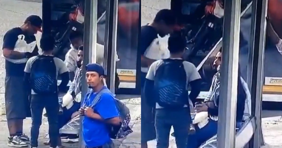 Hombres asaltan a pareja en menos de 2 minutos en Jalisco Hombres asaltan a pareja en menos de 2 minutos en Jalisco