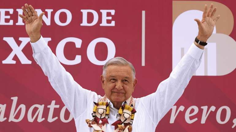 Tras enfrentamiento en Texcaltitán, AMLO llama a combatir “entre todos” el problema de la extorsión