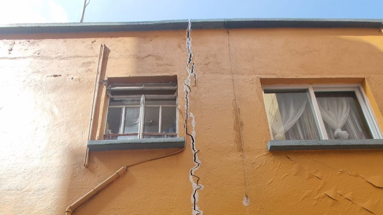 8 Inmuebles con daños después de los microsismos en la Benito Juárez serán desalojados