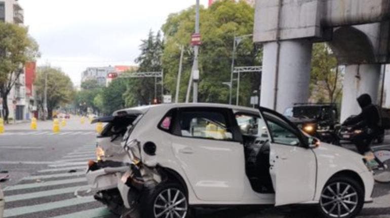 Presunto automovilista borracho deja varios heridos en San Pedro los Pinos Presunto automovilista borracho deja varios heridos en San Pedro los Pinos