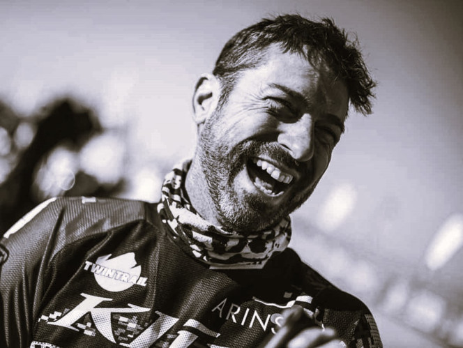 Muere el piloto Carles Falcón tras su accidente en el Rally Dakar Muere el piloto Carles Falcón tras su accidente en el Rally Dakar