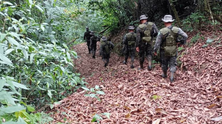 Ejército guatemalteco reporta enfrentamiento con el crimen organizado en la frontera con México Ejército guatemalteco reporta enfrentamiento con el crimen organizado en la frontera con México
