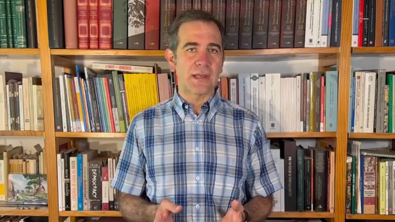 A AMLO no le gusta partición de Lorenzo Córdova en marcha del 18 de febrero A AMLO no le gusta partición de Lorenzo Córdova en marcha del 18 de febrero