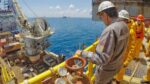 Pemex impulsa la producción con construcción de plataformas marinas en Veracruz