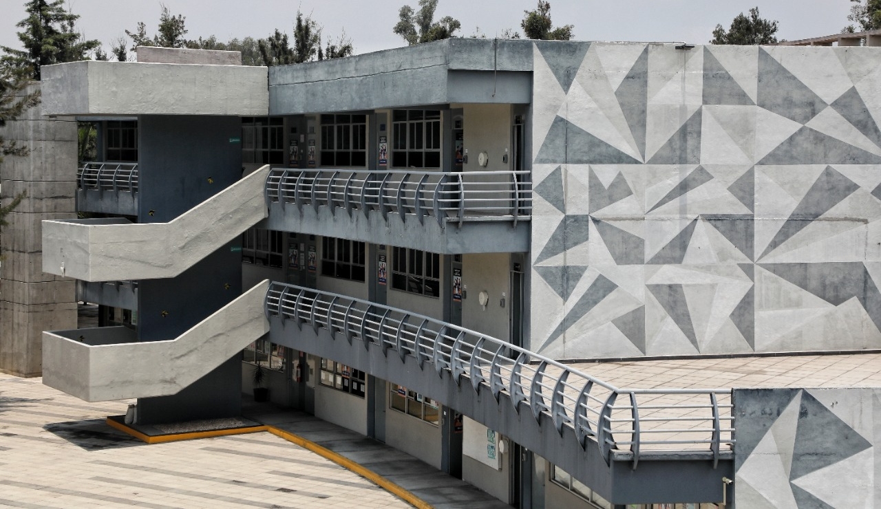 Prepas del IEMS tendrán pase automático a Universidad Rosario Castellanos