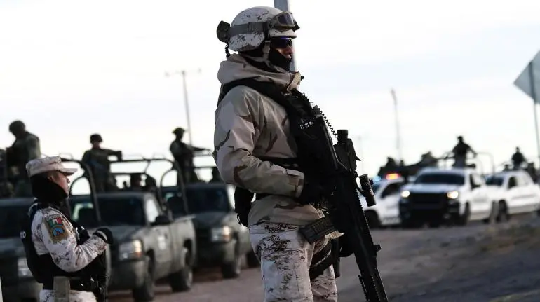 Llegan más de 2 mil soldados a Ciudad Juárez ante repunte de violencia Llegan más de 2 mil soldados a Ciudad Juárez ante repunte de violencia