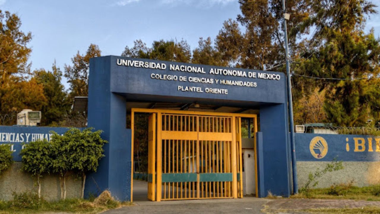 Trabajadores cierran CCH Oriente por presuntos malos tratos y corrupción Trabajadores cierran CCH Oriente por presuntos malos tratos y corrupción