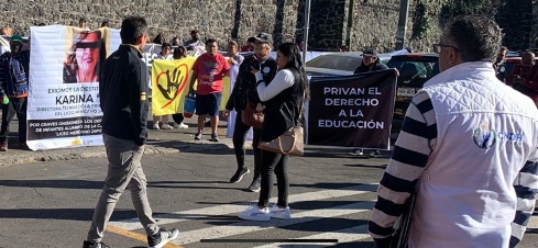 Exigen destitución de la directora de primaria del Liceo Mexicano Japonés del Pedregal Exigen destitución de la directora de primaria del Liceo Mexicano Japonés del Pedregal