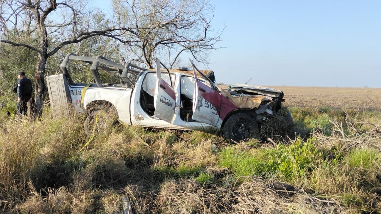 Mueren dos agentes de la Guardia Estatal tras volcadura en Tamaulipas Mueren dos agentes de la Guardia Estatal tras volcadura en Tamaulipas