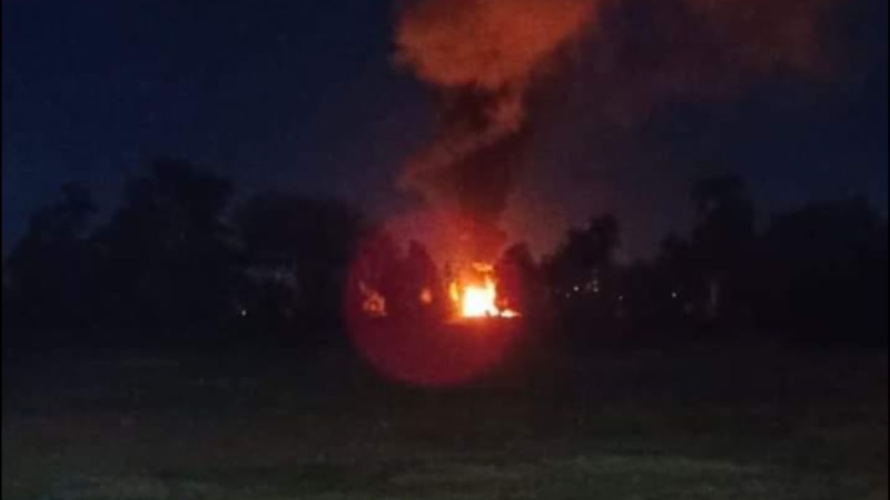 Registran explosión de camioneta de huachicoleros en Hidalgo Registran explosión de camioneta de huachicoleros en Hidalgo