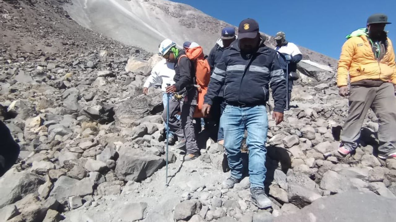 Tras 10 días, hallan sin vida al último alpinista desaparecido en el Pico de Orizaba Tras 10 días, hallan sin vida al último alpinista desaparecido en el Pico de Orizaba