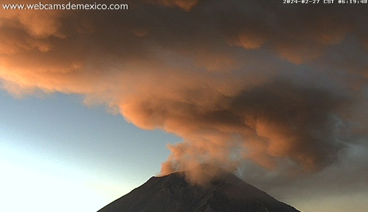 El Popocatépetl emite (otra vez) fumarolas; se prevé caída de ceniza en CDMX El Popocatépetl emite (otra vez) fumarolas; se prevé caída de ceniza en CDMX