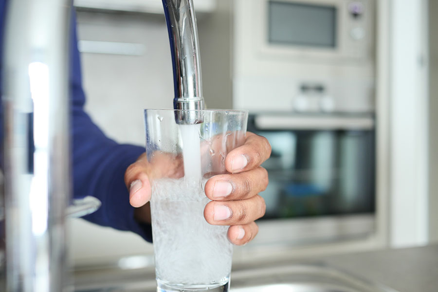 Somos agua, la organización que transforma $1 peso en 30 litros de agua potable
