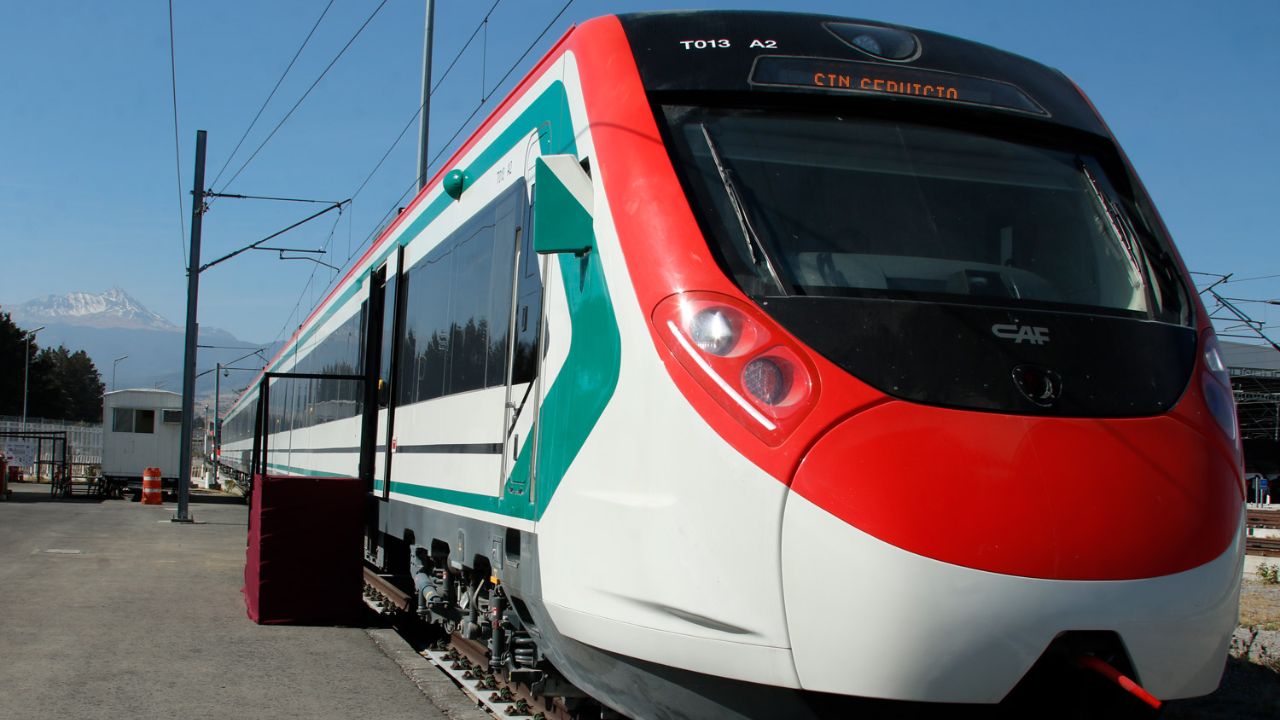 Autopista México-Toluca cierra el fin de semana por obras del Tren Insurgente Autopista México-Toluca cierra el fin de semana por obras del Tren Insurgente