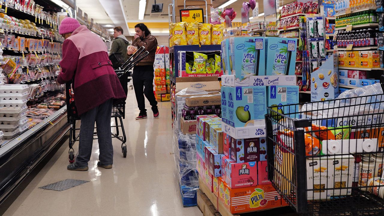 La inflación de EUA sube en febrero a 3.2% interanual La inflación de EUA sube en febrero a 3.2% interanual