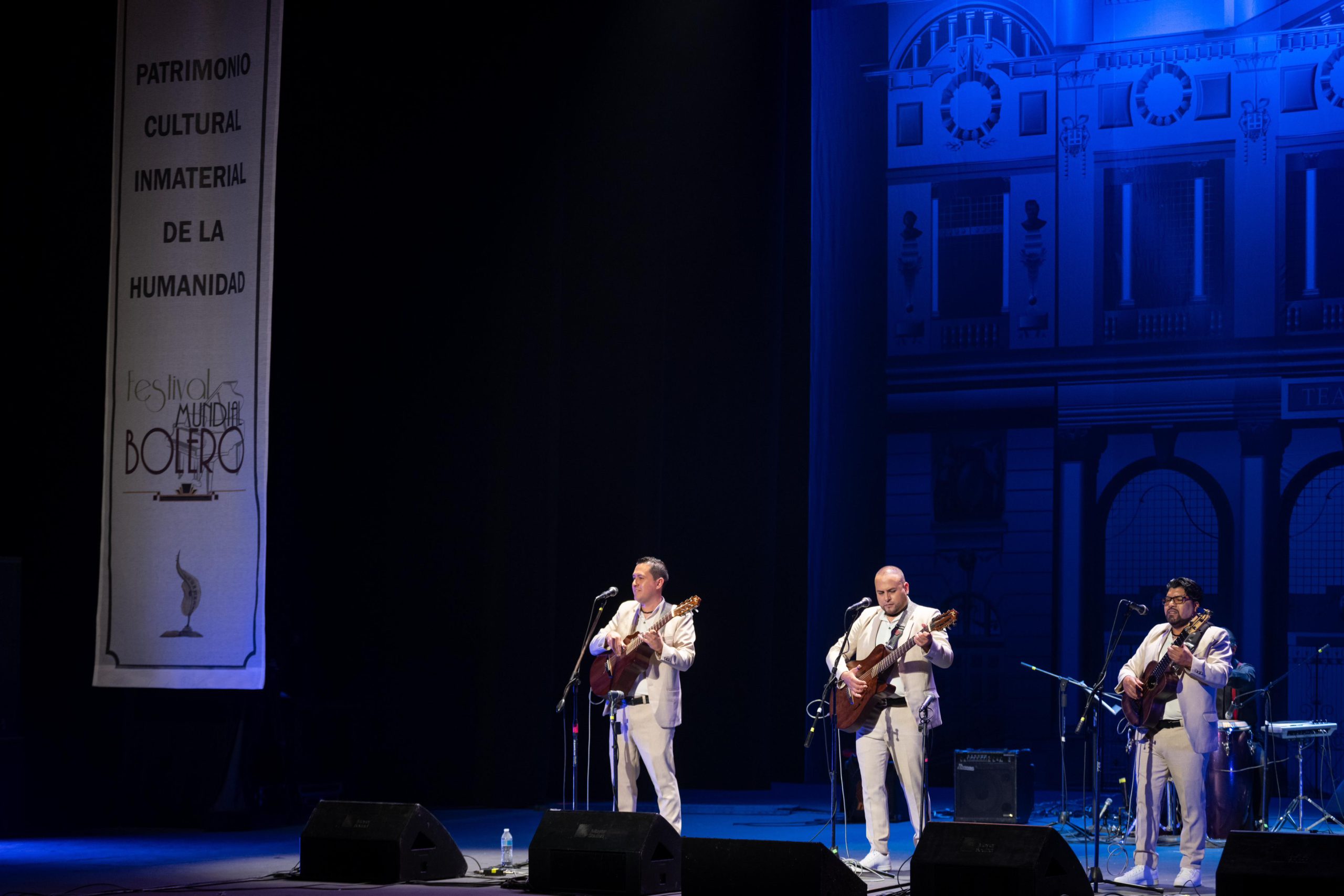 El lX festival mundial del bolero presenta tres días de festejos y homenajes en el teatro de la ciudad esperanza iris El lX festival mundial del bolero presenta tres días de festejos y homenajes en el teatro de la ciudad esperanza iris