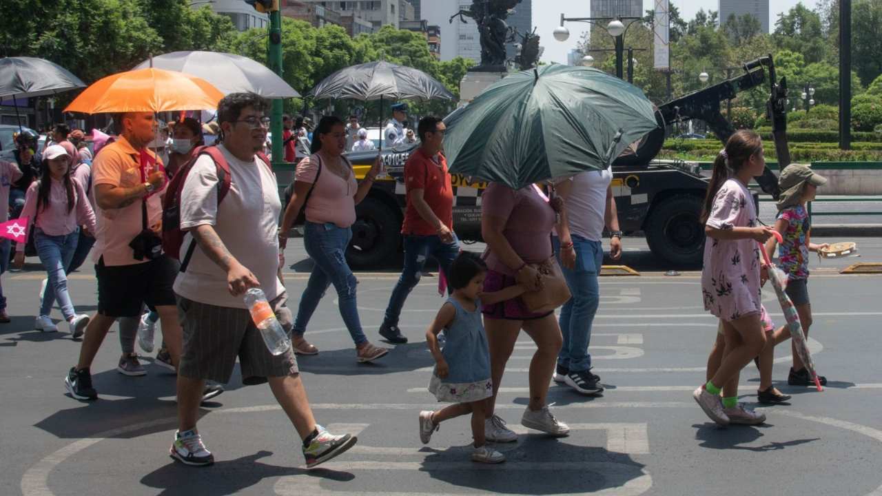 Se esperan temperaturas superiores a 45 grados en 17 estados