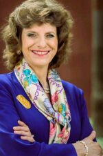 Recibirán el premio Biblos al Mérito 2024 la Dra. Ma. De Lourdes Dieck Assad en Ciencias y el Dr. León Rodríguez Zahar en Humanidades